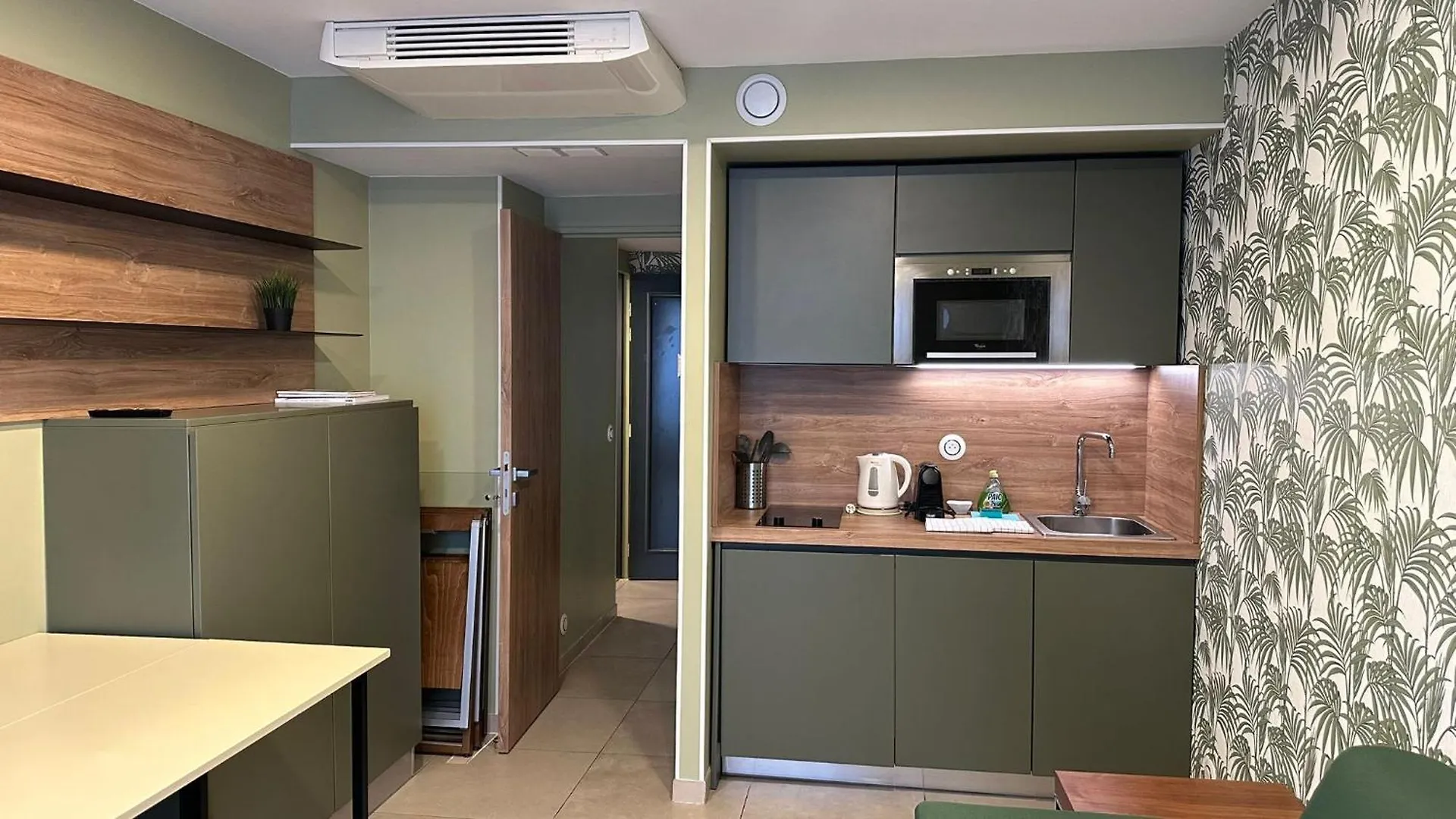 Multiresidence L'Elysee París 0*,  Francia