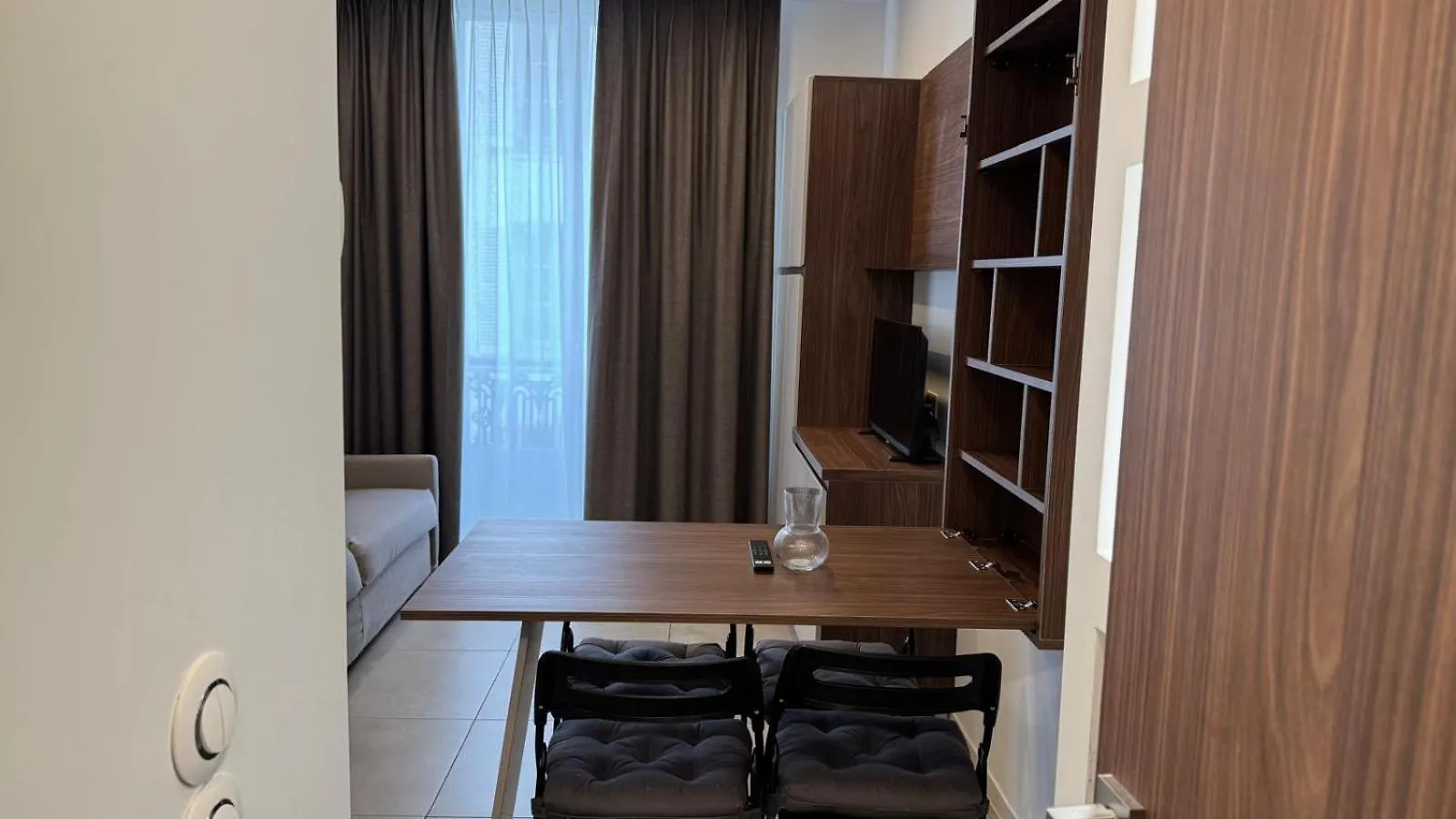 Multiresidence L'Elysee París 0*,  Francia