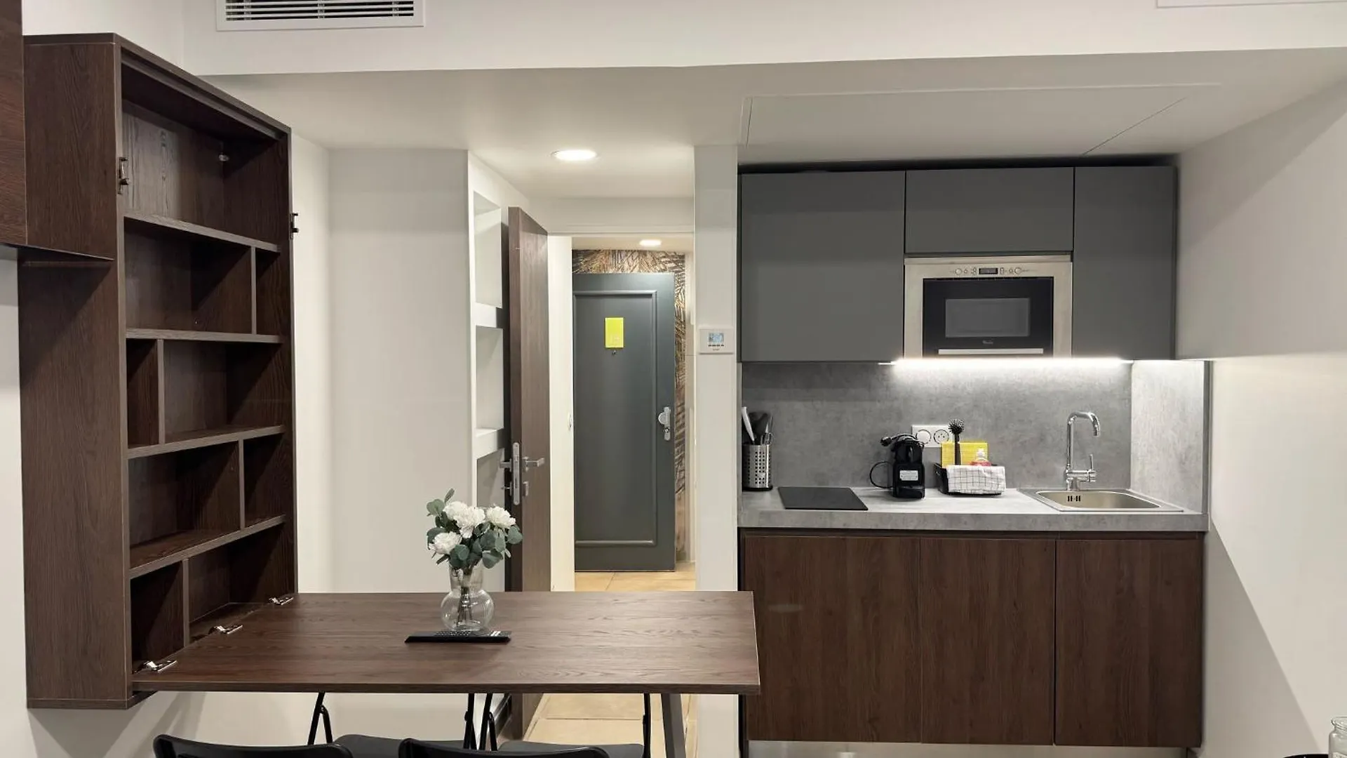 Multiresidence L'Elysee París 0*,