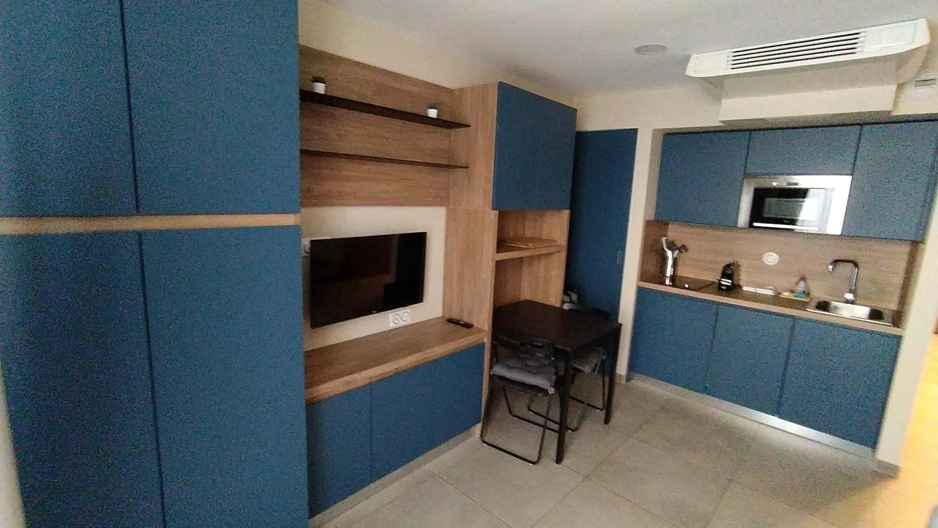 Multiresidence L'Elysee París 0*,